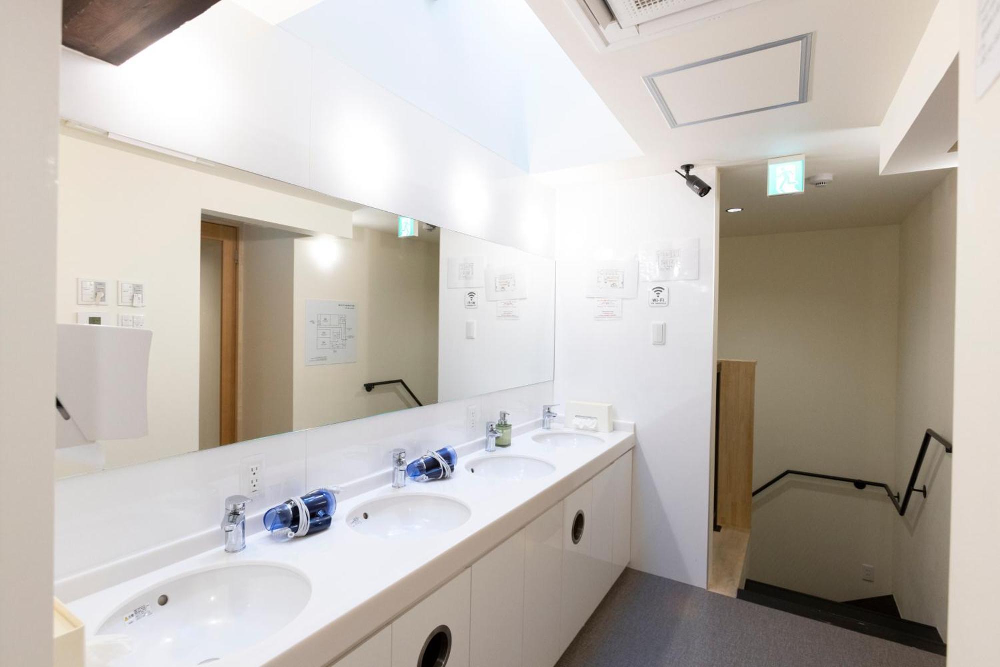Cafe & Guest House Nagonoya Nagoya Luaran gambar
